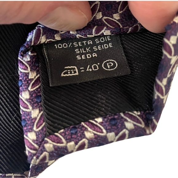 Ermenegildo Zegna Purple & White 100% Silk Tie – Luxury Italian Design - Picture 7 of 8